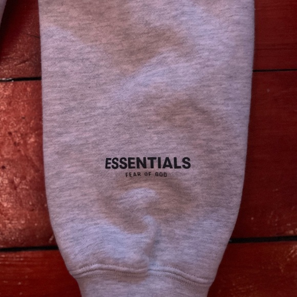 Essential fear of god long sleeve - Picture 5 of 5